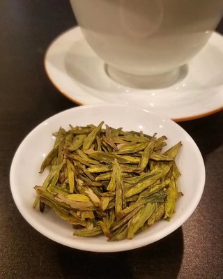 西湖龍井茶怎么保存和貯存(西湖龍井茶葉怎么儲存最好喝)